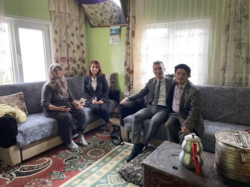 KAYMAKAMIMIZ HANE ZİYARETİNDE BULUNDU.