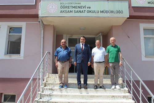 Kaymakamımız Oğuz YİĞİT, İlçe Milli Eğitim Müdürlüğü, Halk Eğitim Merkezi ve Öğretmen Evi Müdürlüğünü ziyaret etti.